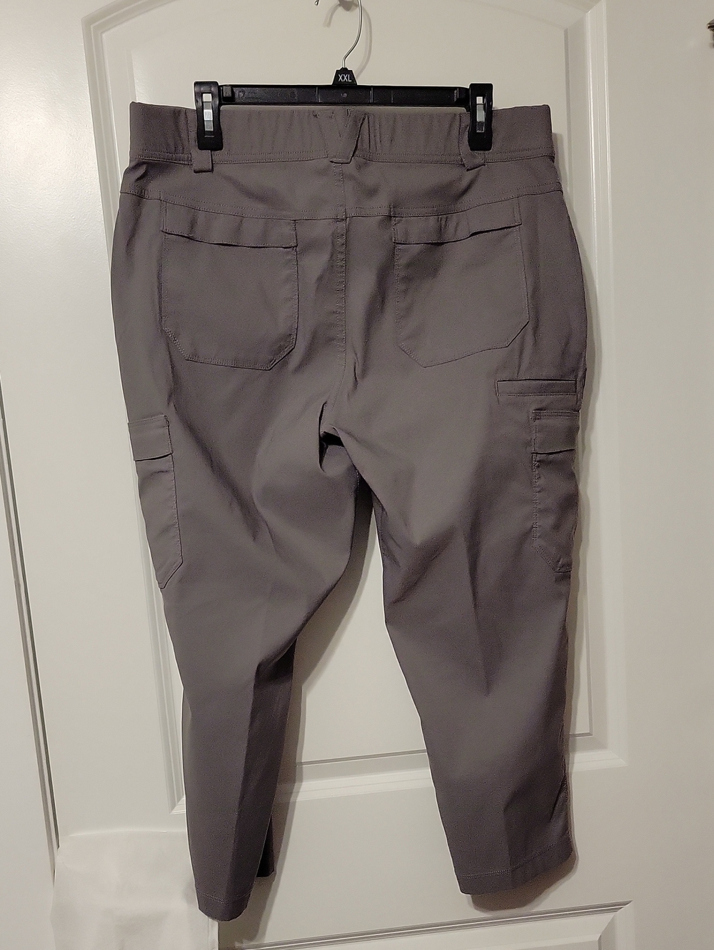 Duluth Trading Women's Dry On The Fly Capris, Size 16, Like New. - Picture 5 of 7